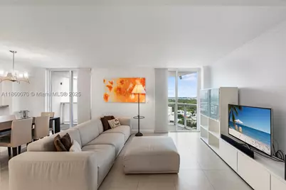 2401 Collins #1808, Miami Beach, FL 33140 - Photo 5