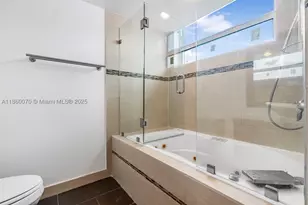 2401 Collins, Miami Beach, FL 33140 - Photo 29