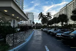 5600 Collins, Miami Beach, FL 33140 - Photo 47