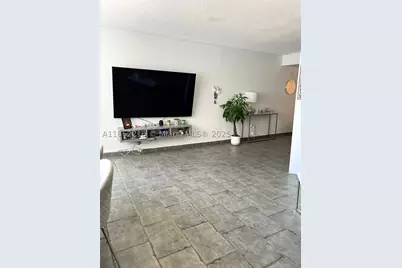 2750 NE 183rd #2707, Aventura, FL 33160 - Photo 9