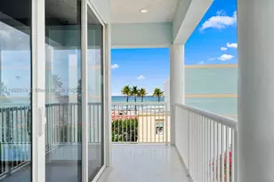 311 N Surf, Hollywood, FL 33019 - Photo 35