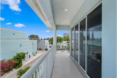 311 N Surf #311, Hollywood, FL 33019 - Photo 33