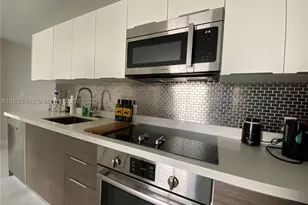 1010 SW 2, Miami, FL 33130 - Photo 11