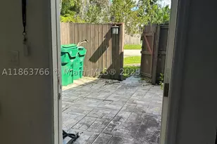 11208 SW 67th, Miami, FL 33173 - Photo 27