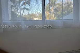 11208 SW 67th, Miami, FL 33173 - Photo 9