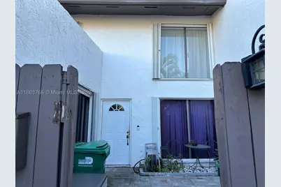 11208 SW 67th, Miami, FL 33173 - Photo 13