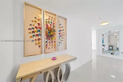 6899 Collins #808, Miami Beach, FL 33141 - Photo 7