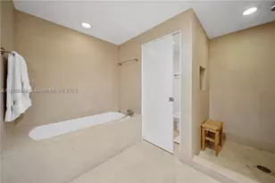 6899 Collins, Miami Beach, FL 33141 - Photo 25