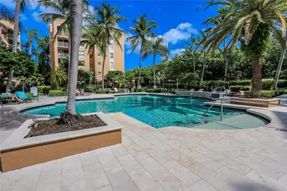 19555 E Country Club #8305, Aventura, FL 33180 - Photo 21