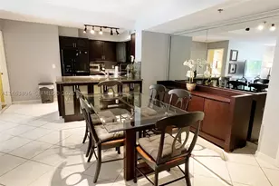 19555 E Country Club, Aventura, FL 33180 - Photo 15