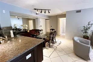 19555 E Country Club, Aventura, FL 33180 - Photo 5