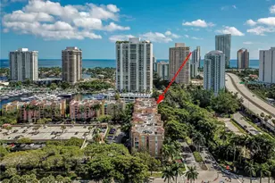 19555 E Country Club, Aventura, FL 33180 - Photo 23