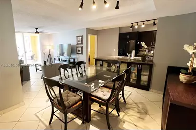 19555 E Country Club #8305, Aventura, FL 33180 - Photo 1