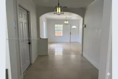 1178 NW 105th, Miami, FL 33150 - Photo 5
