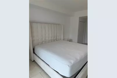 90 SW 3rd #2103, Miami, FL 33130 - Photo 13