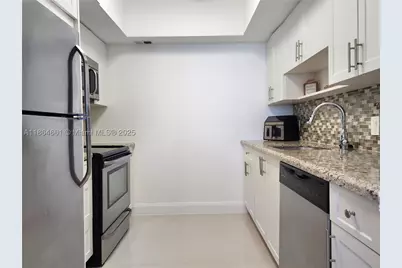 3505 S Ocean #707, Hollywood, FL 33019 - Photo 11