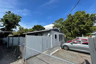 1346 NW 6th, Miami, FL 33125 - Photo 5