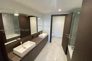 1000 Brickell, Miami, FL 33131 - Photo 5