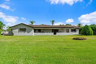 19926 SW 326th, Homestead, FL 33030 - Photo 13