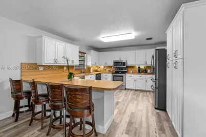 19926 SW 326th, Homestead, FL 33030 - Photo 5