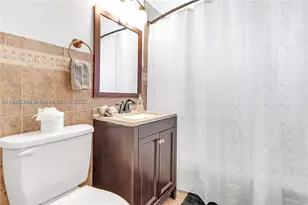 460 NW 88th, El Portal, FL 33150 - Photo 15