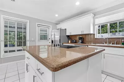 460 NW 88th, El Portal, FL 33150 - Photo 9