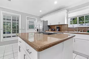 460 NW 88th, El Portal, FL 33150 - Photo 9