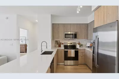 4465 Griffin #C1, Davie, FL 33314 - Photo 15