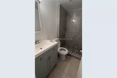 498 NW 165th St #D-101, Miami, FL 33169 - Photo 7