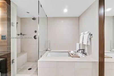 6801 Collins #818, Miami Beach, FL 33141 - Photo 15