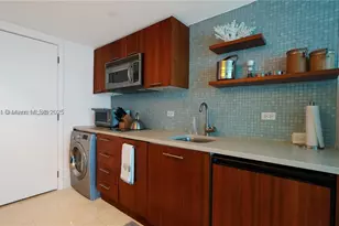 6801 Collins, Miami Beach, FL 33141 - Photo 9