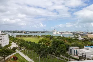 1040 Biscayne, Miami, FL 33132 - Photo 35