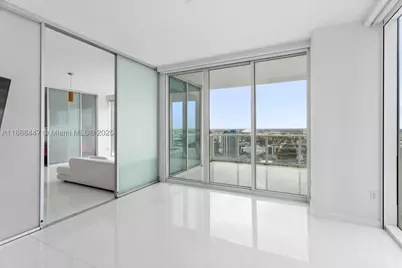 1040 Biscayne #3106, Miami, FL 33132 - Photo 15
