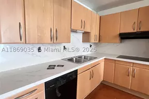 19380 Collins, Sunny Isles Beach, FL 33160 - Photo 3