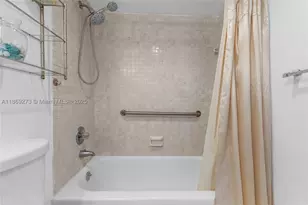 1000 Saint Charles, Pembroke Pines, FL 33026 - Photo 21