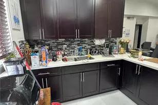 6411 W 27th, Hialeah, FL 33016 - Photo 5