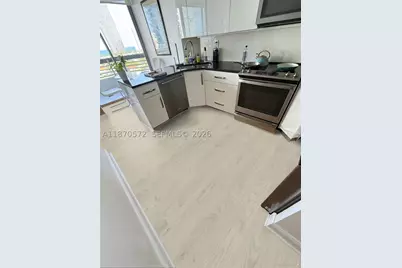 19101 NE 36th #1411, Aventura, FL 33180 - Photo 11