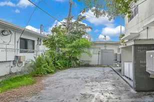 1784 Marseille, Miami Beach, FL 33141 - Photo 41