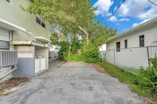 1784 Marseille, Miami Beach, FL 33141 - Photo 51
