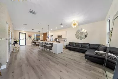 10413 NW 82nd #9, Doral, FL 33178 - Photo 15