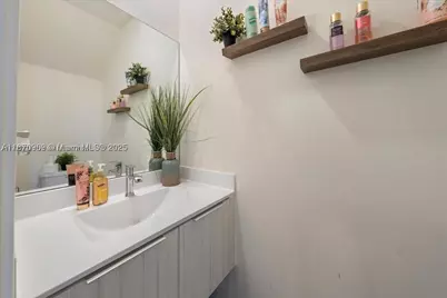 10413 NW 82nd #9, Doral, FL 33178 - Photo 11