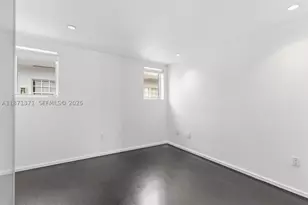 1601 W, Miami Beach, FL 33139 - Photo 17