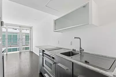 1601 West #210, Miami Beach, FL 33139 - Photo 11