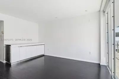 1601 West #210, Miami Beach, FL 33139 - Photo 9