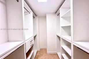3301 N Country Club, Aventura, FL 33180 - Photo 11
