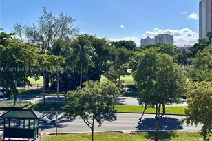 3301 N Country Club, Aventura, FL 33180 - Photo 15