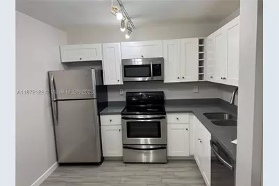721 N Pine Island #201, Plantation, FL 33324 - Photo 5