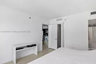 31 SE 6th, Miami, FL 33131 - Photo 25