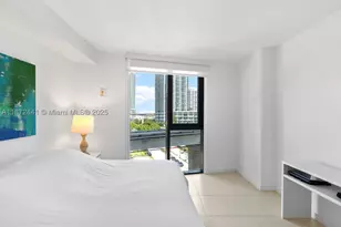 31 SE 6th, Miami, FL 33131 - Photo 21