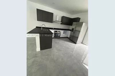 723 NW 19th #B, Fort Lauderdale, FL 33311 - Photo 7